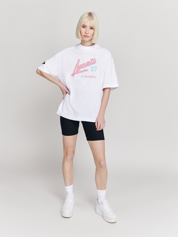 LYCATI exclusive for ABOUT YOU - Camiseta 'Playoffs' en blanco