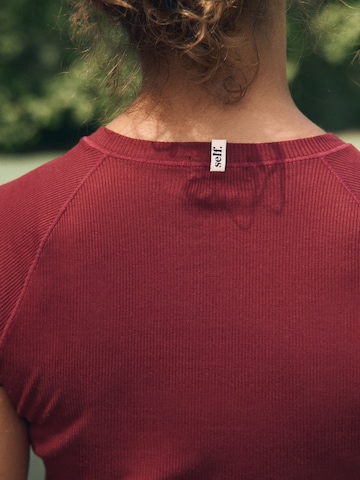 T-shirt self. en rouge