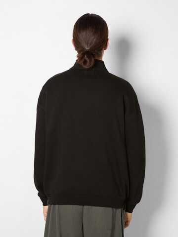 Sweat-shirt Bershka en noir