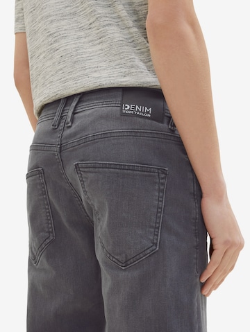 Slimfit Jeans di TOM TAILOR DENIM in grigio