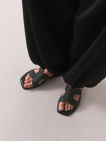 Zoccoletto di Next in nero: frontale