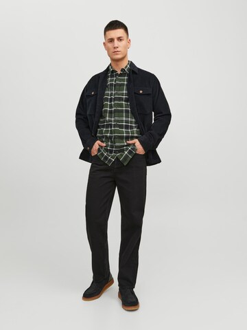 JACK & JONES Comfort Fit Skjorte 'Dallas' i sort