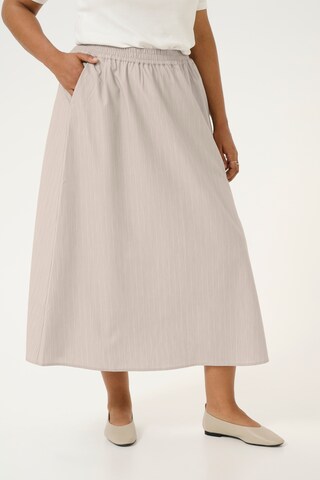 KAFFE CURVE Skirt in Beige