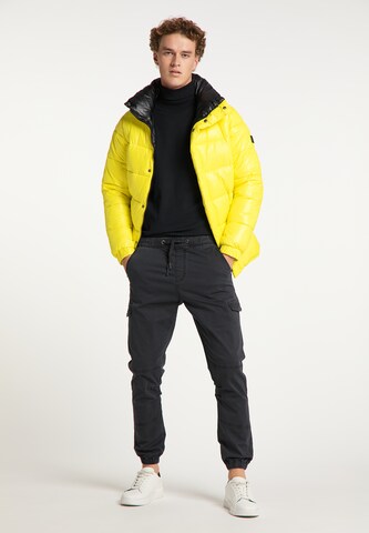 MO Winter Jacket in Yellow