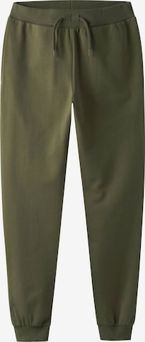 TWO SOON Regular Trousers in Green: front