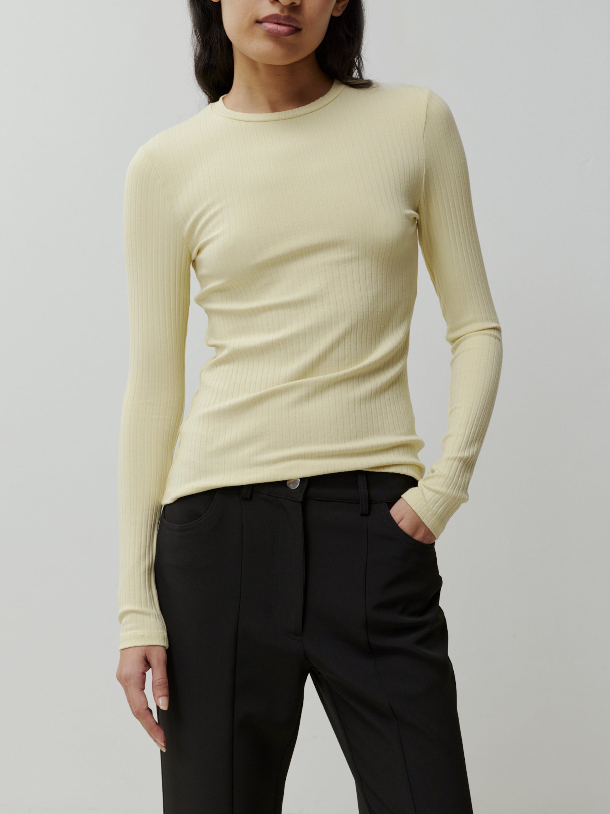 EDITED Producten Shirt 'Ginger' Pasteelgeel