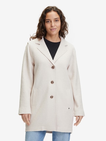 Betty & Co Blazers in Beige: voorkant