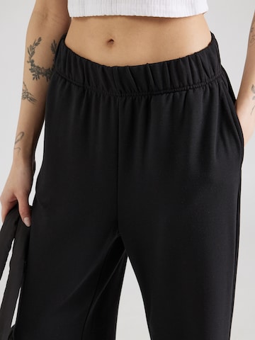 GAP - Loosefit Pantalón en negro