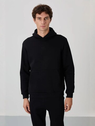Tommy Life Sweat suit in Black