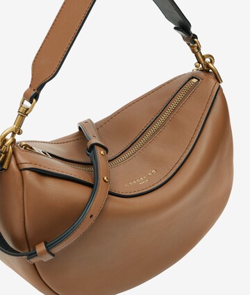 Liebeskind Berlin Shoulder Bag 'Melli' in Brown