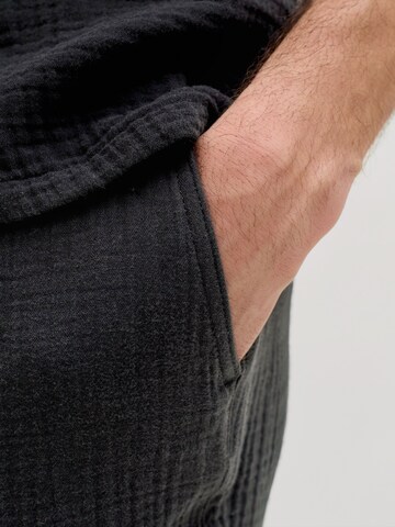 regular Pantaloni 'JREBJASON PATRICK' di JJ Rebel in nero