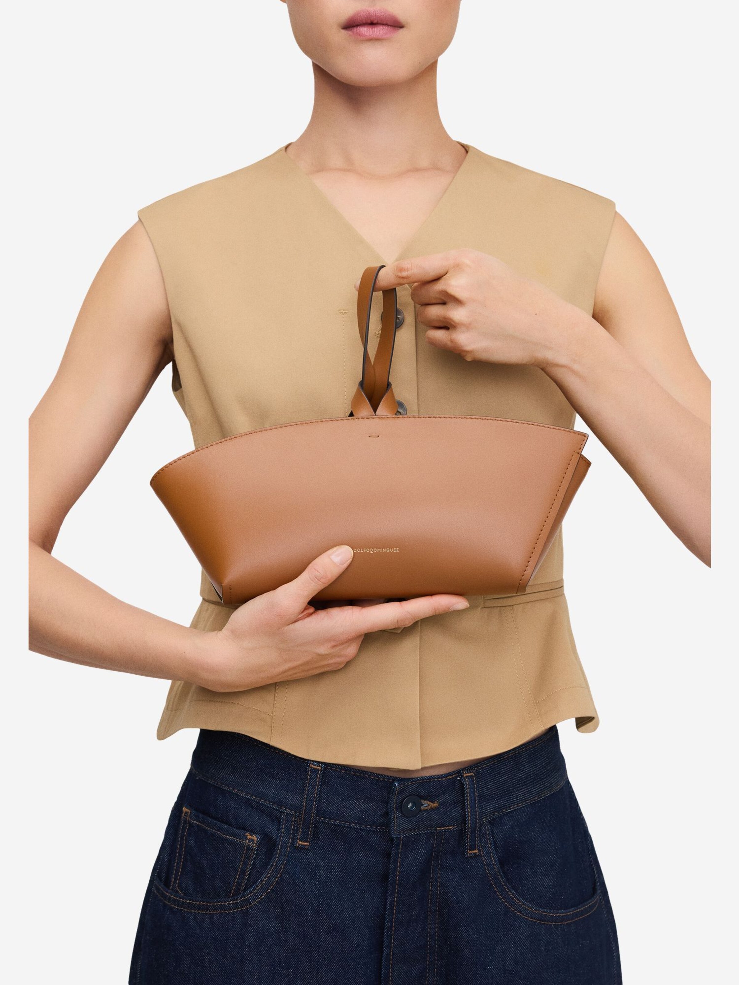 Adolfo Dominguez Kabelka – hnědá