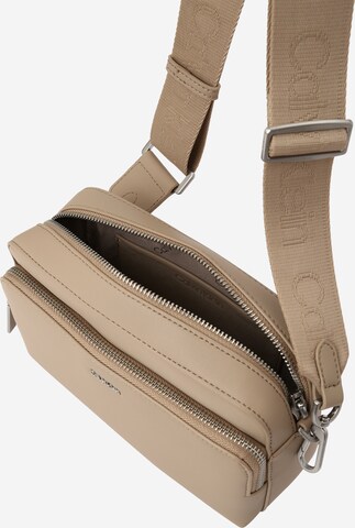 Calvin Klein - Bolso de hombro en beige