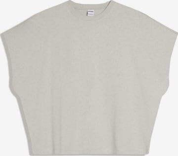 Tricou de la Bershka pe alb: față