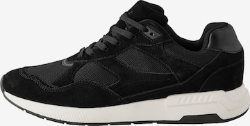 Baskets basses Next en noir : devant