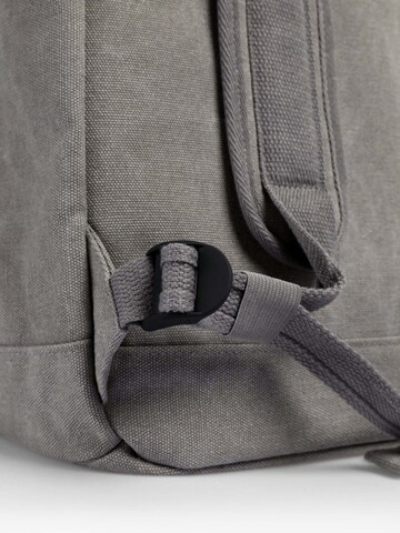 Scalpers Backpack in Grey