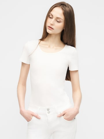 Slimfit Jeans 'MOLLY' di LTB in bianco