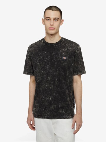 DICKIES T-shirt 'NEWINGTON' i svart: framsida