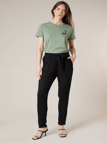 Coupe slim Pantalon Deeluxe en noir