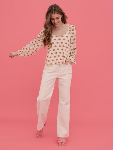 Vero Moda Collab Blouse in Beige