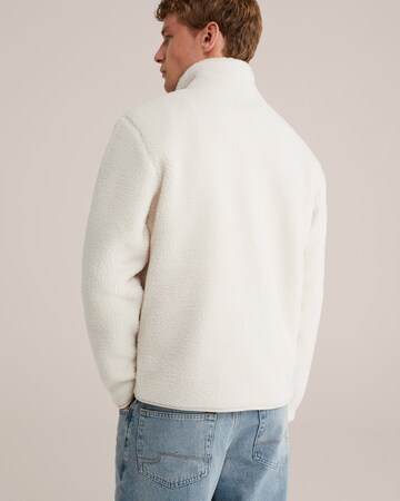 WE Fashion Sweatshirt in White