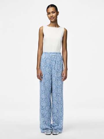 PIECES Loosefit Broek 'PCRoxy' in Blauw