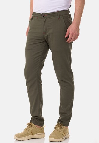 CIPO & BAXX Regular Chino Pants in Brown