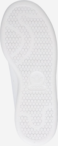 Baskets basses 'Stan Smith' ADIDAS ORIGINALS en blanc