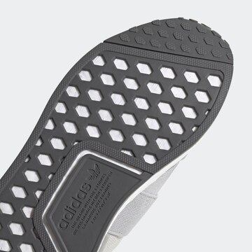 ADIDAS ORIGINALS Sneaker 'Nmd_R1 W' in Grau