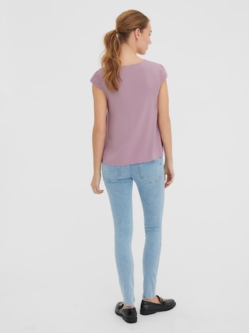 VERO MODA - Blusa 'VICA' em roxo