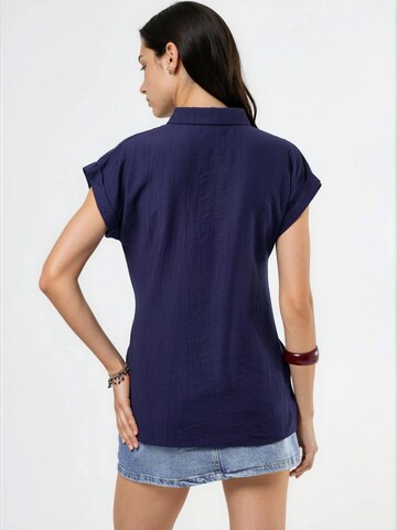 Busem Blusen in Blau