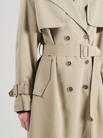 GUESS Tussenmantel 'AMIRA' in Groen