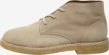 Chukka Boots SELECTED HOMME en beige : devant