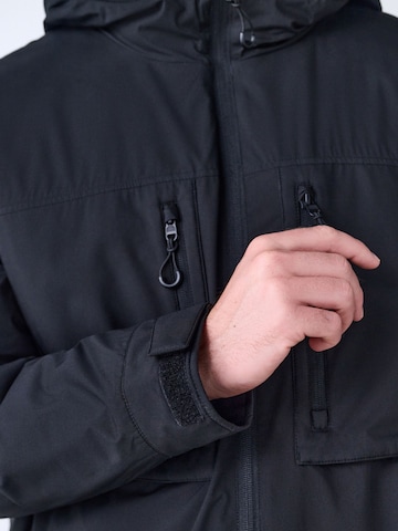 Next Funktsionaalne jope 'ThermoGen', värv must