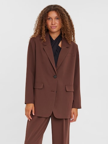 VERO MODA - Blazer 'Tikkizelda' em castanho: frente