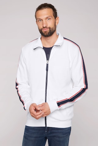 CAMP DAVID Zip-Up Hoodie in White: front