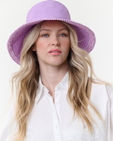 LOEVENICH Hat in Purple