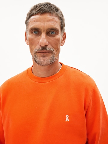 ARMEDANGELS Sweatshirt in Oranje