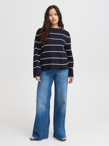 ICHI Sweater 'IH BOSTON' in Blue