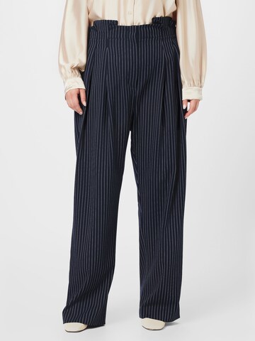 River Island Plus - Pierna ancha Pantalón plisado en azul: frente