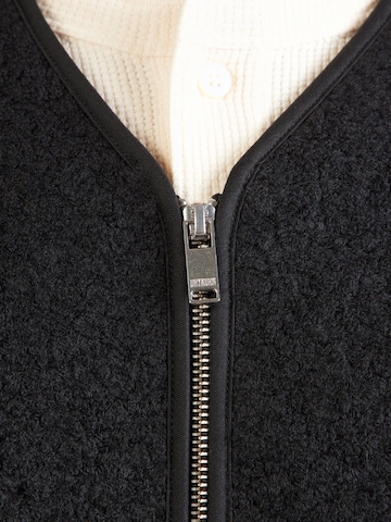 DRYKORN Fleece Jacket 'JOHNAN 10' in Black