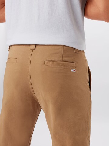 Tommy Jeans Slim fit Chino trousers 'Scanton' in Beige