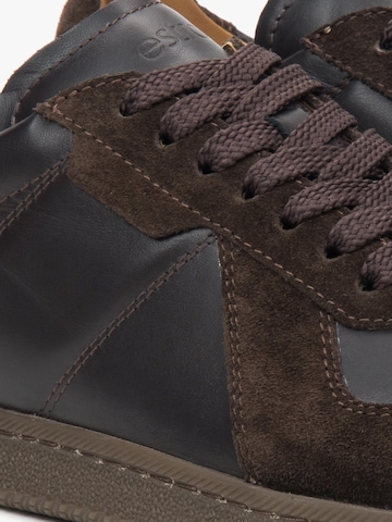 Sneaker bassa '09-4705' di Estro in marrone