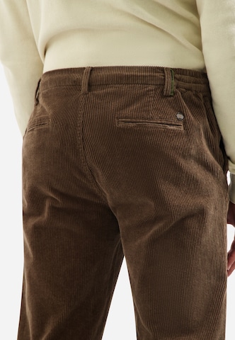 Regular Pantalon No Excess en marron