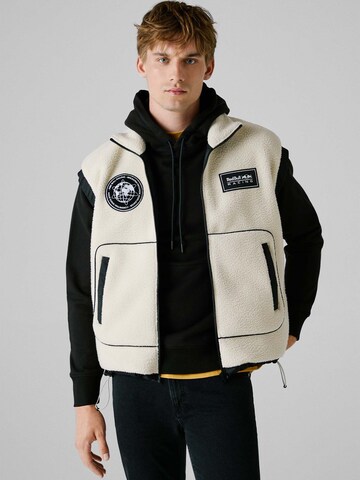 Red Bull Racing x Pepe Jeans Bodywarmer 'EXPLORER' in Beige: voorkant