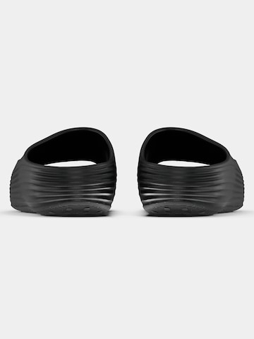 Nike Sportswear - Sapato aberto 'React' em preto