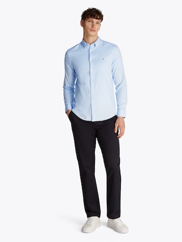 Coupe regular Chemise 'FLEX' TOMMY HILFIGER en bleu