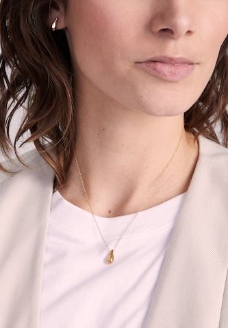 Stilnest Anhänger in Gold