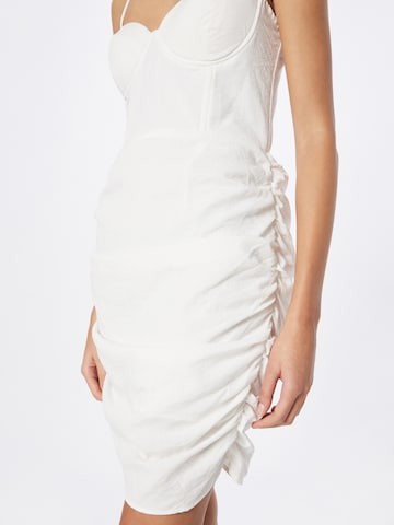 Misspap Φόρεμα κοκτέιλ σε λευκό