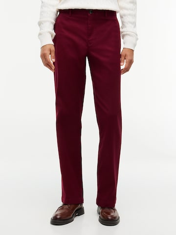 TOMMY HILFIGER Regular Chino trousers 'Dover' in Red: front
